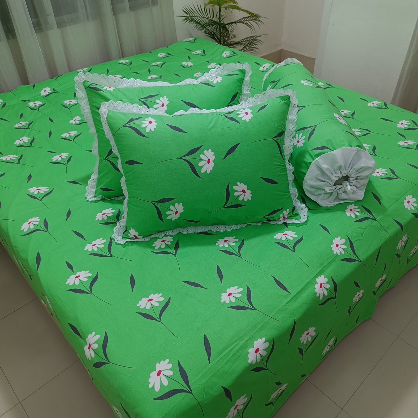 Fresh Green Floral Print Premium Bedsheet Set with Lace Pillow Covers (58)